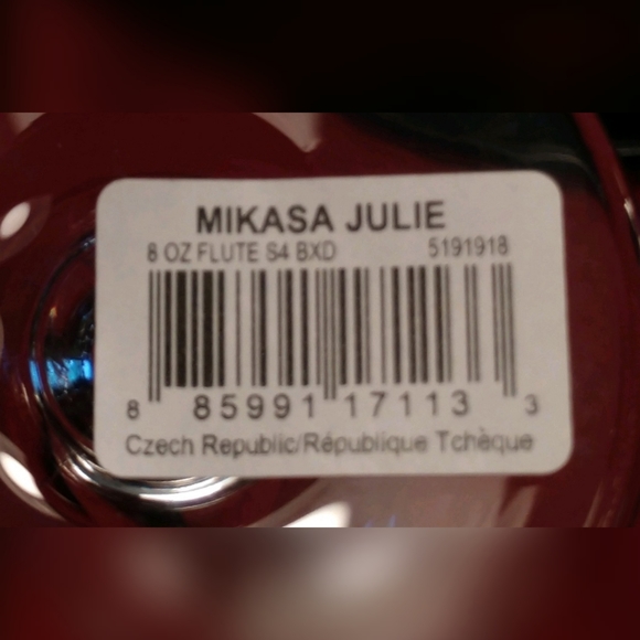 Mikasa-New-Julie Crystal Champagne Flutes - Picture 5 of 5